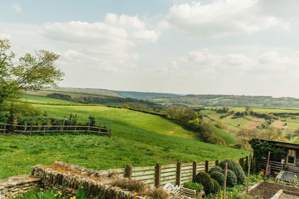Romantic Country Annex With Views - 10 Min To Bath Cold Ashton Extérieur photo