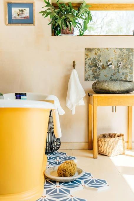 Romantic Country Annex With Views - 10 Min To Bath Cold Ashton Extérieur photo